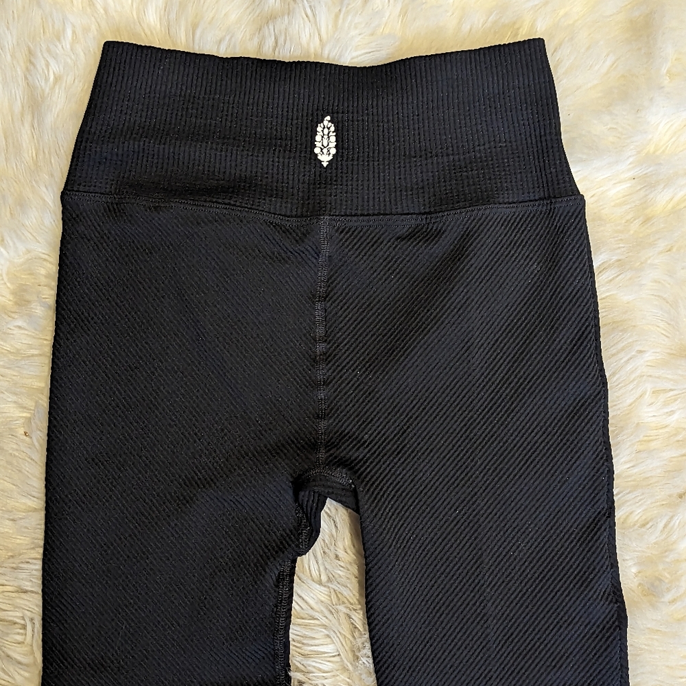 Final Price EUC Free People Movement Finish Line Leggings - Picture 13 of 15